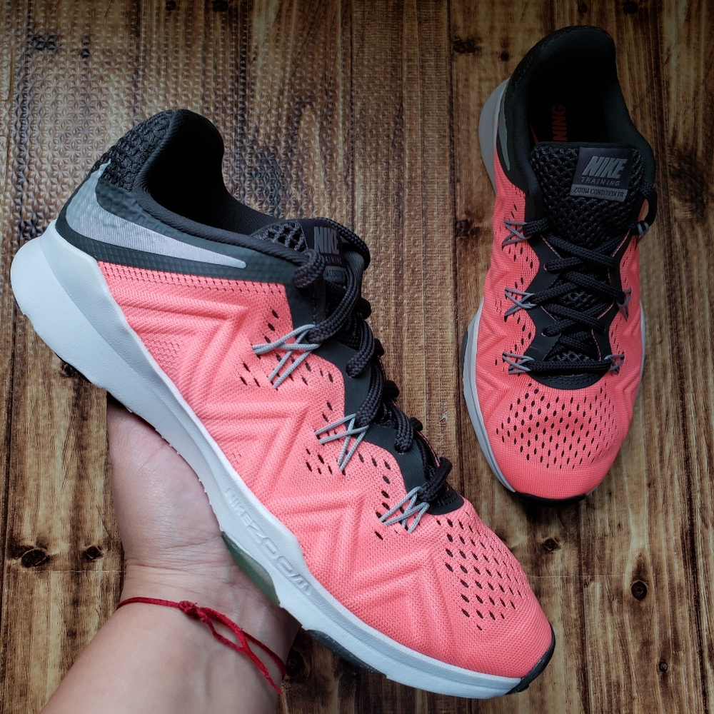 Nike Zoom Condition TR Women's sneakers